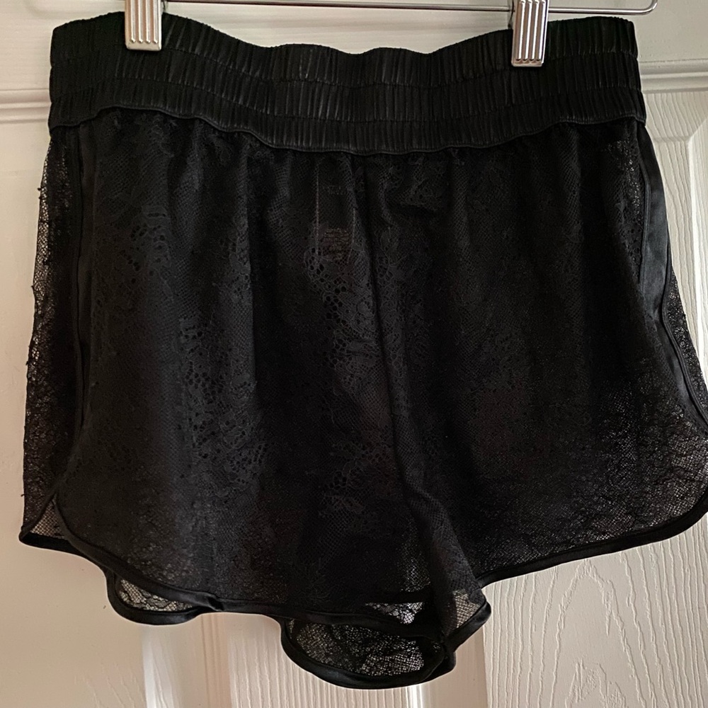 FREE with purchase NWOT Victoria’s Secret Lace Panty